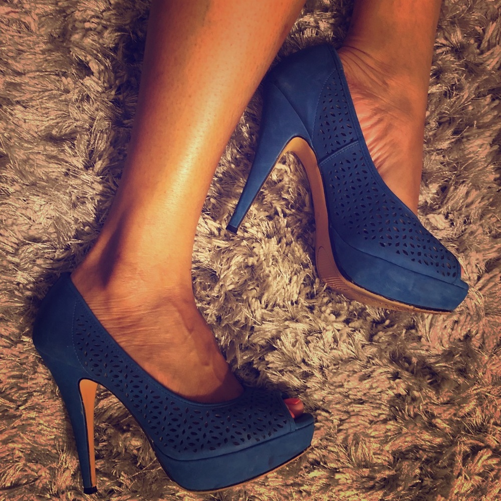 Timeless Electric Blue Platform Pumps!